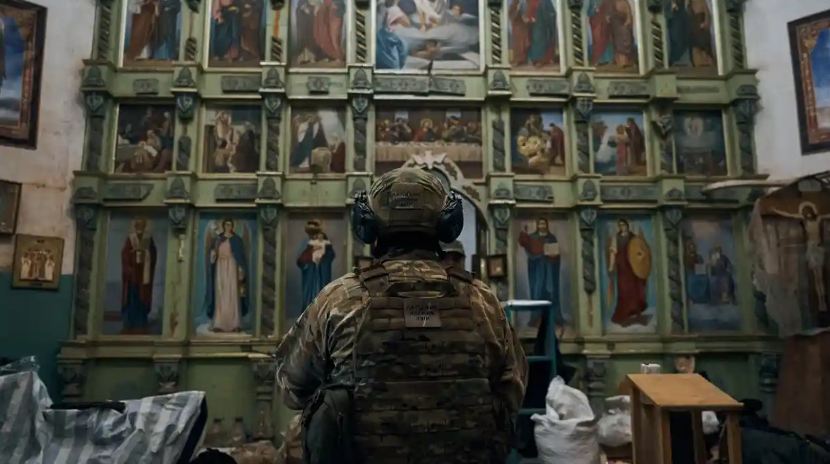 Ο διχασμός της Ουκρανίας μέσα από την ιστορία ενός στρατιώτη: «Ο πατέρας μου είναι με τον εχθρό»