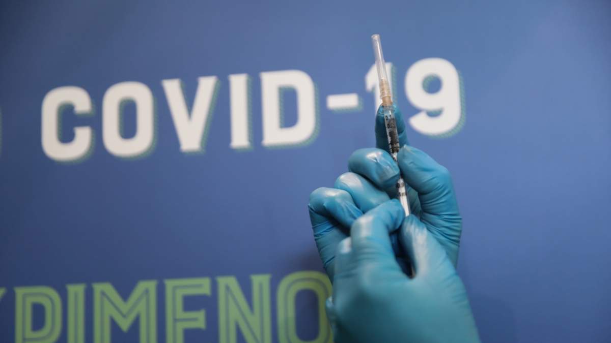«Καμπανάκι» για τις υπερμεταδοτικές παραλλαγές κοροναϊού και τη συνύπαρξη με γρίπη
