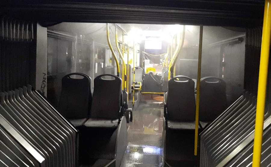 Καυτό νερό άρχισε να πέφτει σε επιβάτες μέσα σε λεωφορείο του ΟΑΣΑ