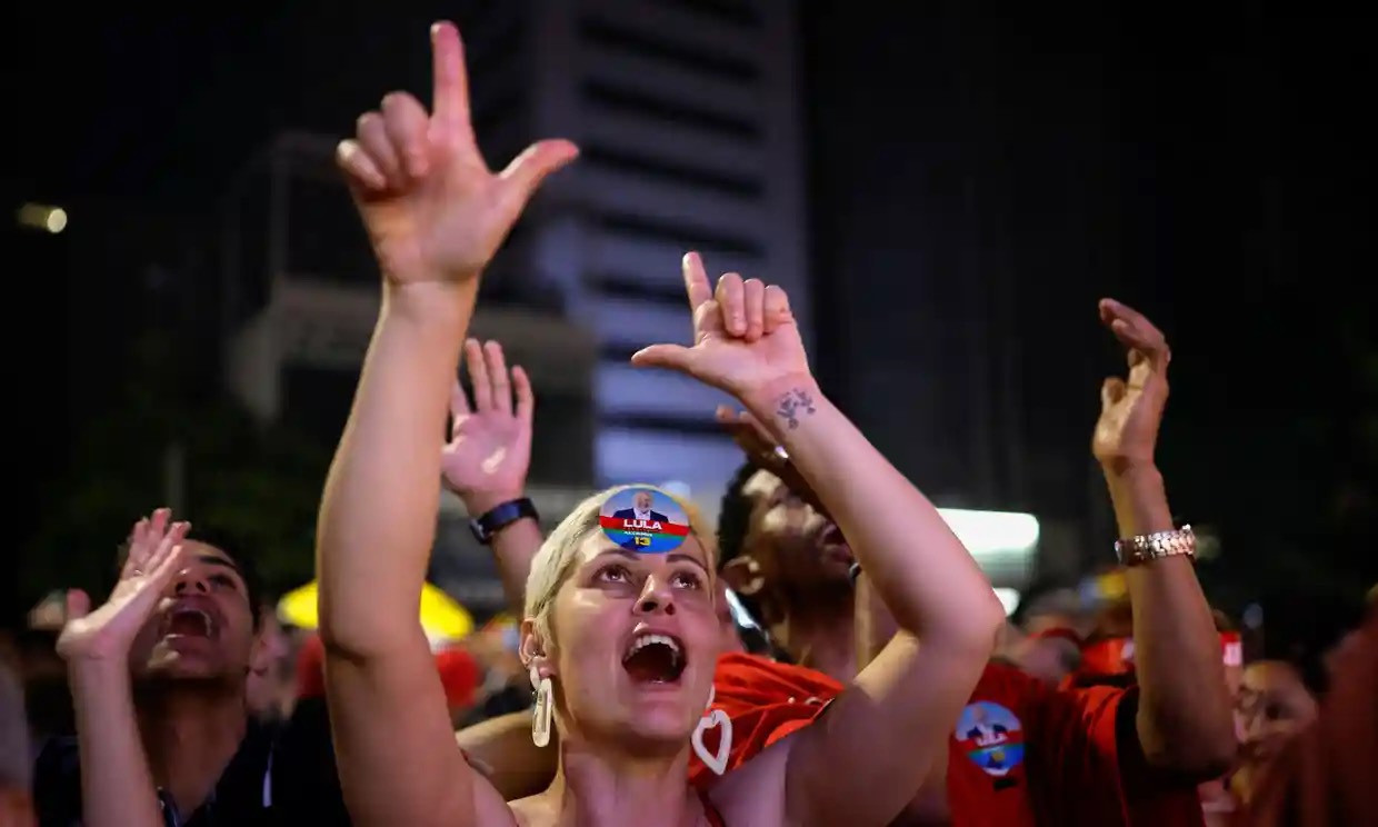 O υποψήφιος της Αριστεράς Λούλα ντα Σίλβα νέος πρόεδρος της Βραζιλίας