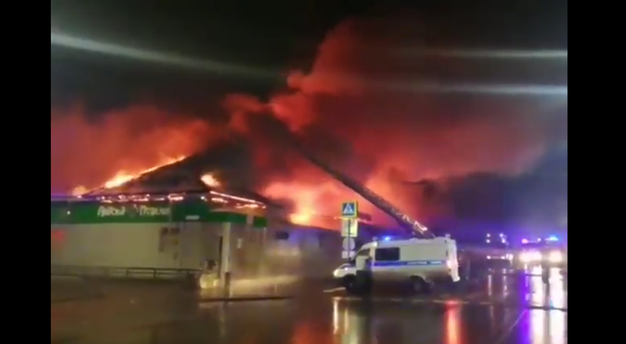 Ρωσία: 15 νεκροί μετά από πυρκαγιά σε νυχτερινό κέντρο στην πόλη Κοστρομά