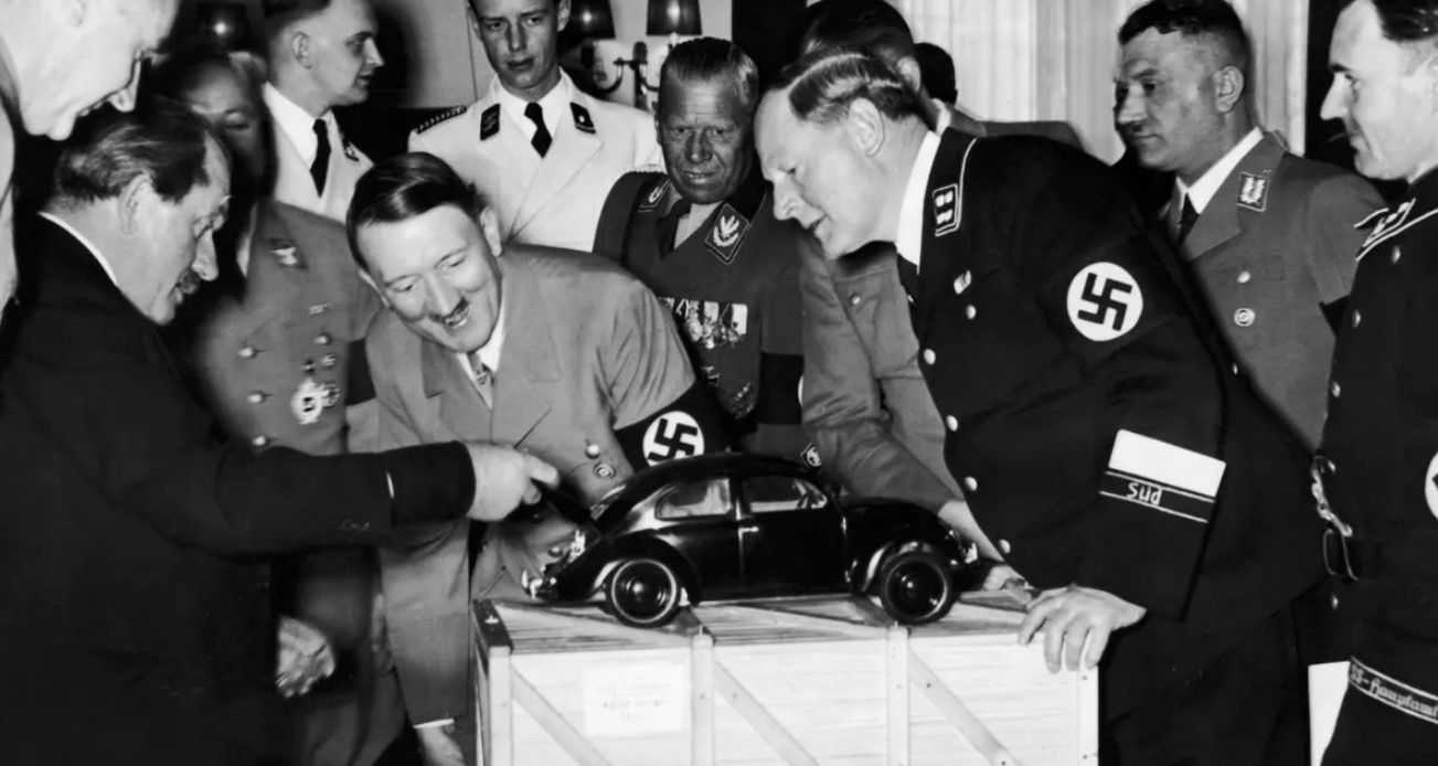 Πώς οι δισεκατομμυριούχοι Ναζί ευημερούσαν στη μεταπολεμική Γερμανία