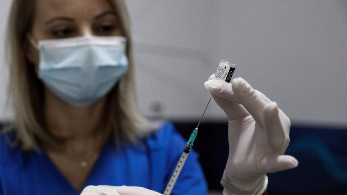 Κοροναϊός: Ανοίγει η πλατφόρμα για τον εμβολιασμό των παιδιών από 6 μηνών ως 4 ετών