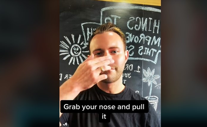 Πώς μπορείτε να ανοίξετε τη βουλωμένη μύτη σας σε 15 δευτερόλεπτα