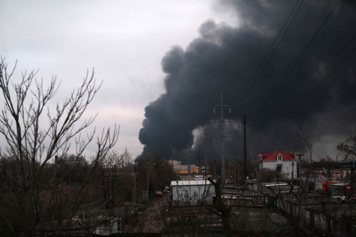 Ρωσικός πύραυλος χτύπησε την Οδησσό, ανακοίνωσαν οι ουκρανικές αρχές – Πλήγματα σε ουκρανικές εγκαταστάσεις παραγωγής αερίου