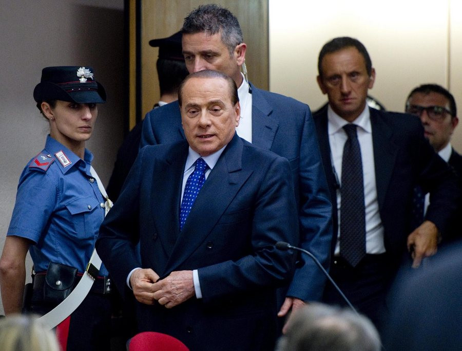 Ιταλία: Αθωώθηκε ο Μπερλουσκόνι για δωροδοκία μάρτυρα