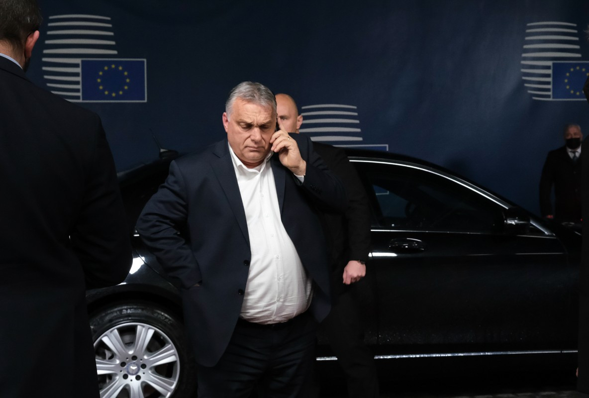 Περικοπές κονδυλίων 7,5 δισ. προς την Ουγγαρία αποφάσισε η Ευρωπαϊκή Επιτροπή