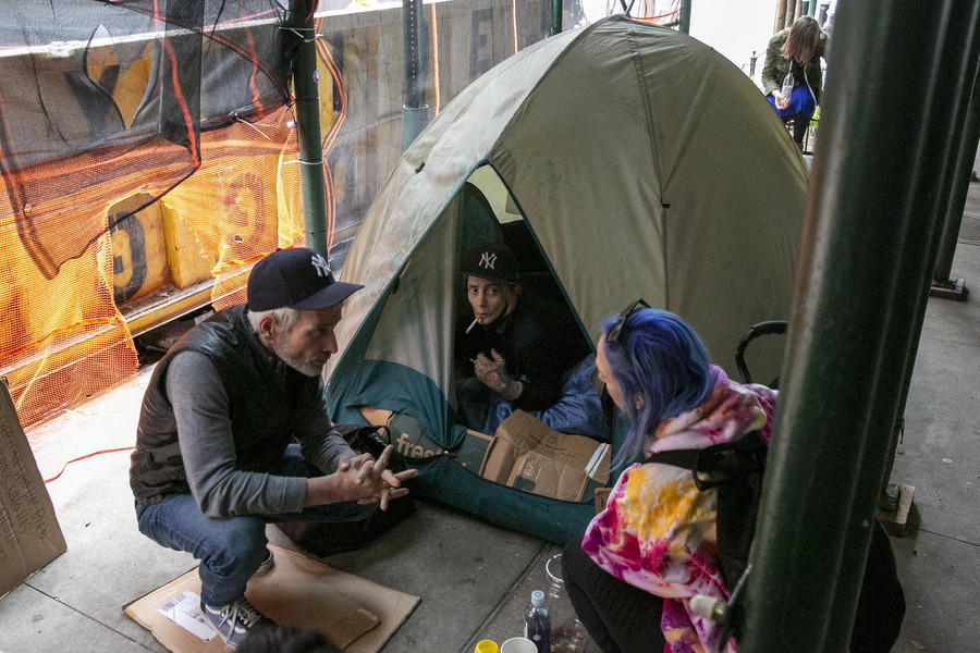 Νέα Υόρκη: Εγκλεισμός για τους άστεγους με ψυχική νόσο ακόμη και χωρίς τη θέλησή τους