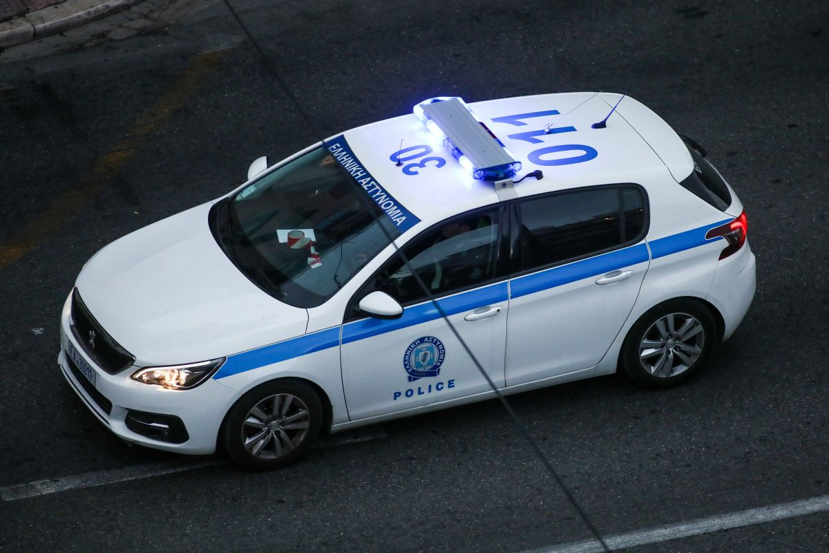 Σφαίρα στο κεφάλι δέχτηκε ο 16χρονος κατά την αστυνομική καταδίωξη στη Θεσσαλονίκη [Βίντεο]