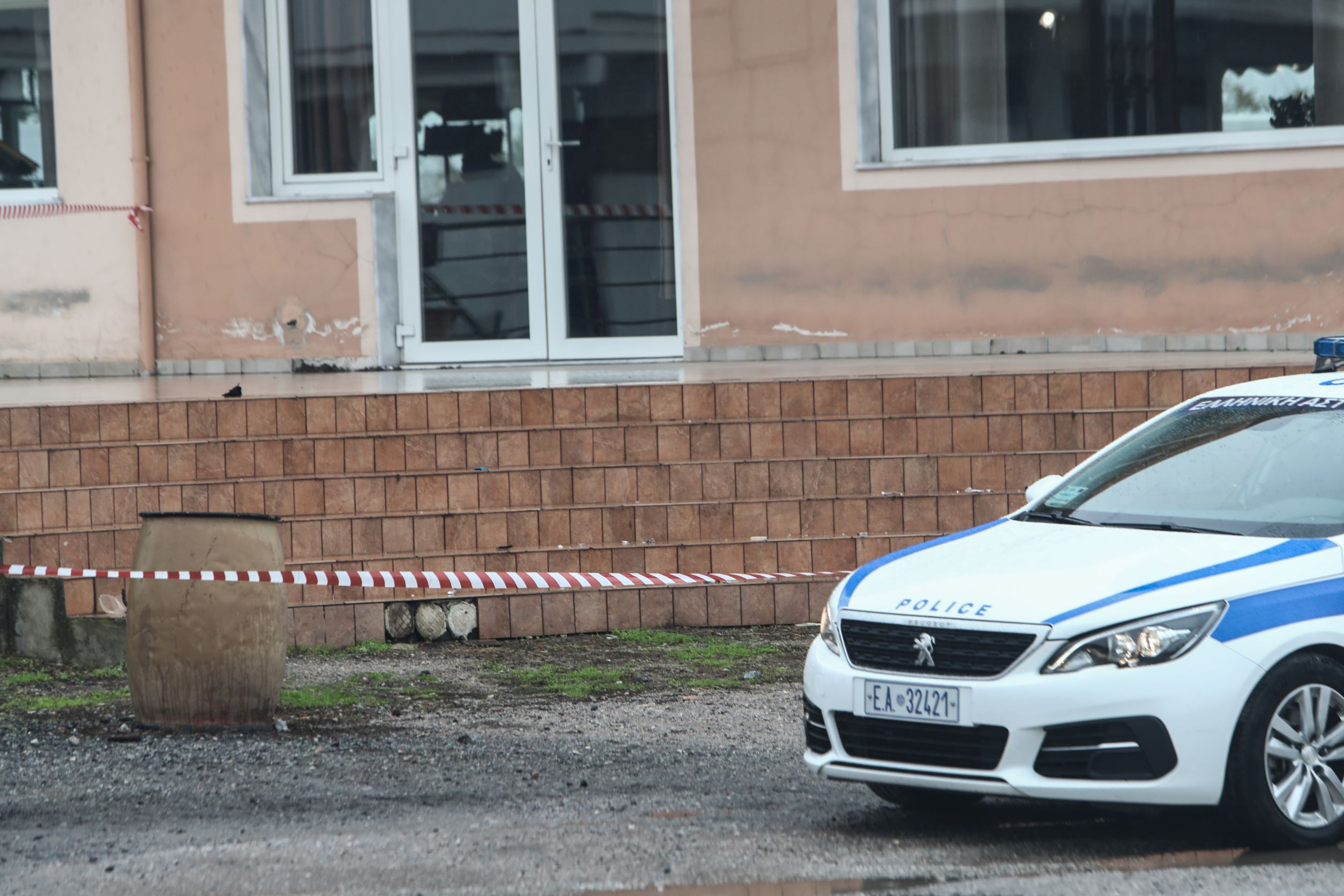 Διαθεσιμότητα και ΕΔΕ για τον αστυνομικό που πυροβόλησε τον 16χρονο στην Θεσσαλονίκη