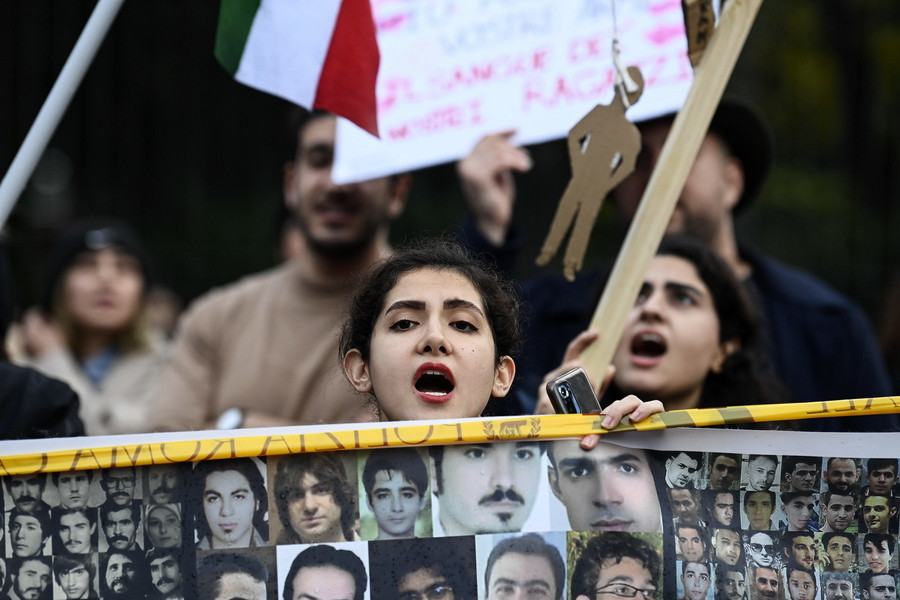 Ιράν: Δεύτερη εκτέλεση που συνδέεται με τις διαδηλώσεις