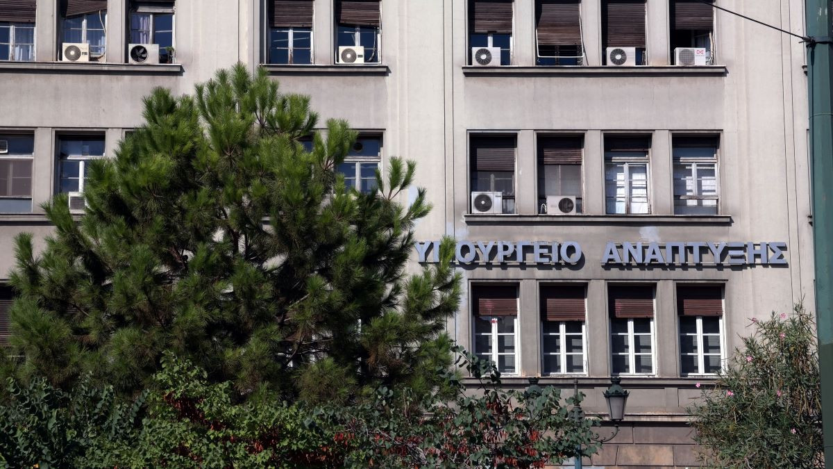 ΣΥΡΙΖΑ: Η κυβέρνηση παγώνει τις πληρωμές σε έργα που υλοποιούνται μέσω του ΕΣΠΑ
