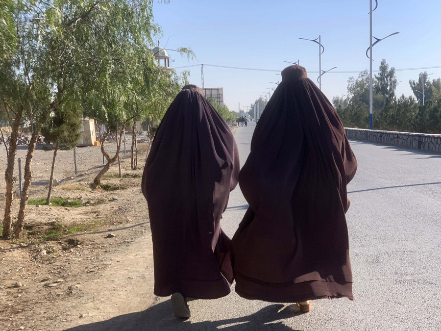 ΟΗΕ: Να ανακληθούν οι απαγορεύσεις για εργασία και σπουδές στις γυναίκες του Αφγανιστάν