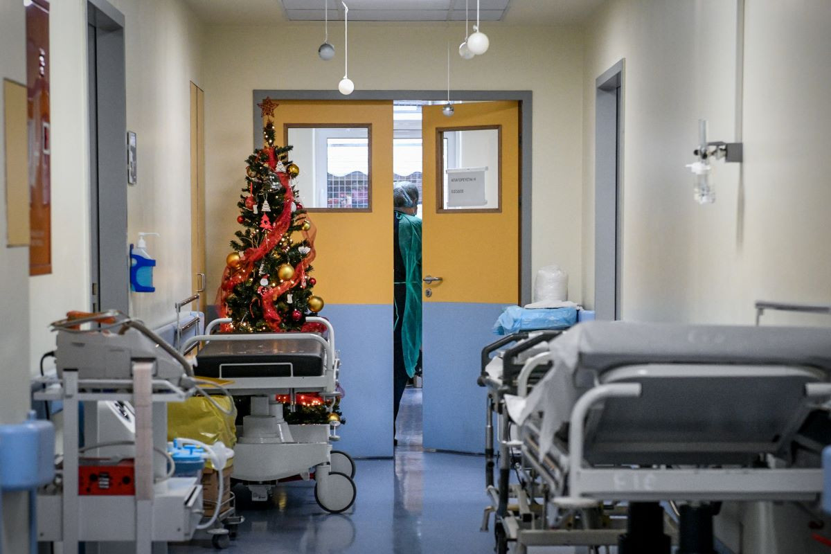 «Ασφυξία» και πάλι στα νοσοκομεία: Τίποτα δεν έχει αλλάξει και τίποτα δεν είναι όπως παλιά
