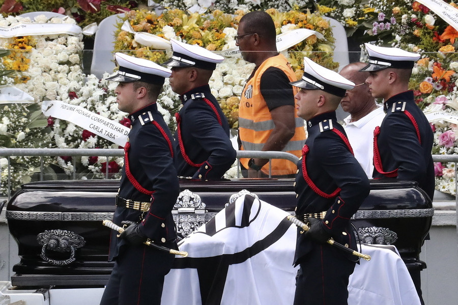 Κηδεία Πελέ: Το ύστατο χαίρε στον βασιλιά του ποδοσφαίρου