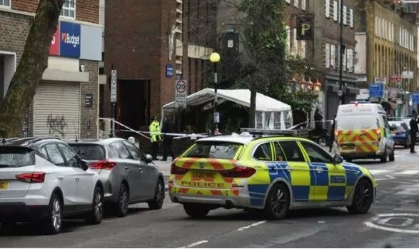 Λονδίνο: Πυροβολισμοί σε σταθμό του μετρό – Πληροφορίες για τέσσερις τραυματίες