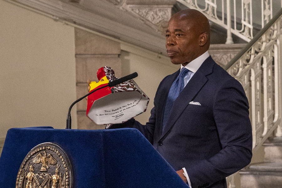 Δήμαρχος Νέας Υόρκης: «Δεν υπάρχει χώρος για μετανάστες στην πόλη»