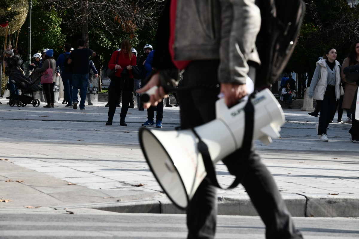 24ωρη απεργία των εργαζομένων στην Τοπική Αυτοδιοίκηση – Πορεία διαμαρτυρίας στο υπουργείο Εργασίας