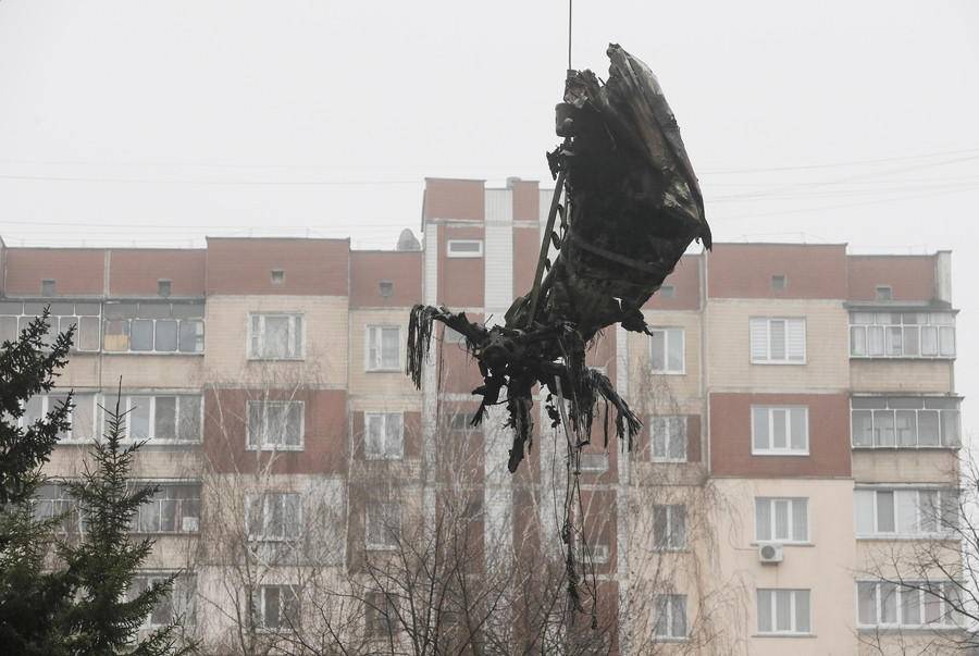 Κίεβο – Συντριβή ελικοπτέρου: Τρία σενάρια για την τραγωδία