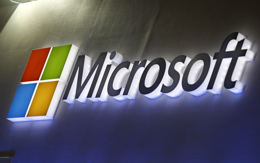Η Microsoft ανακοίνωσε 10.000 απολύσεις