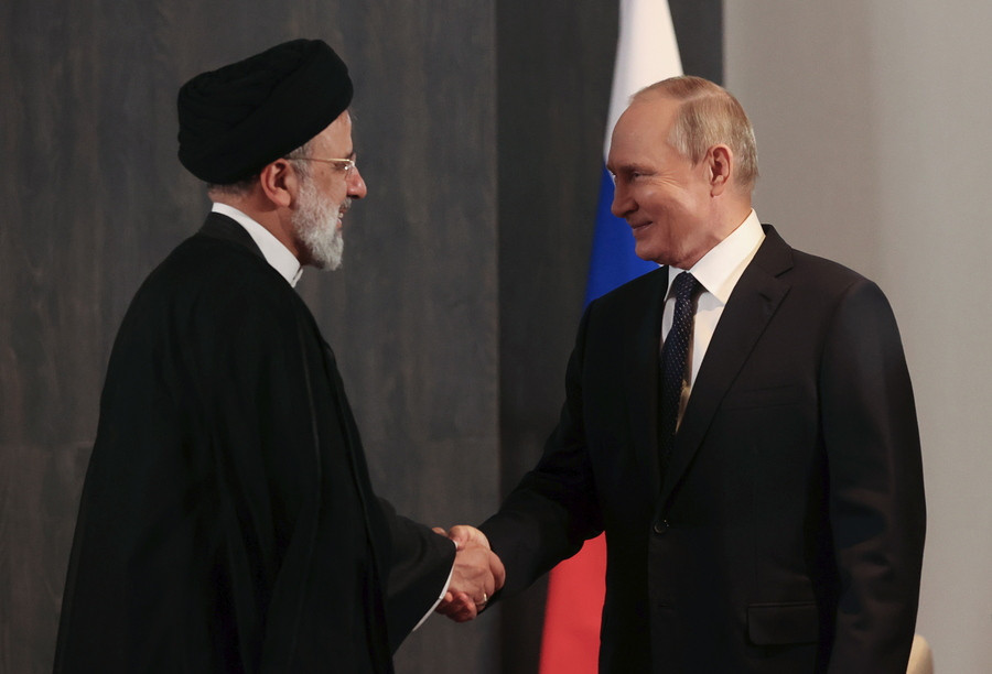 Το Ιράν δεν αναγνωρίζει την προσάρτηση της Κριμαίας και του Ντονμπάς στη Ρωσία