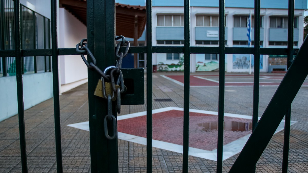 Αττική: Kλειστά σχολεία λόγω κακοκαιρίας ανακοίνωσε ο Πατούλης