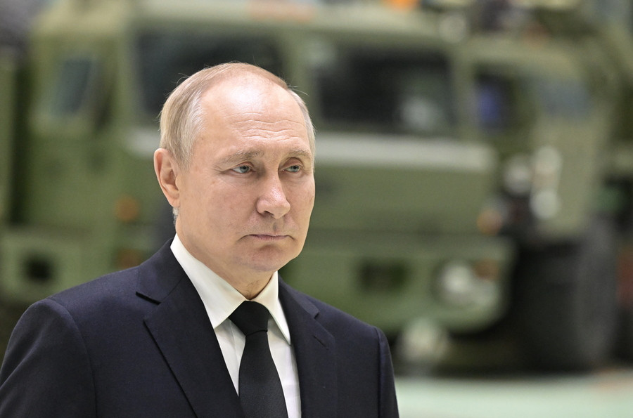 Bloomberg: Κλιμάκωση την άνοιξη και πόλεμο φθοράς στην Ουκρανία σχεδιάζει ο Πούτιν