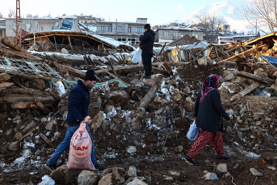 Λέκκας για σεισμό στην Τουρκία: Οι νεκροί θα ξεπεράσουν τους 50.000 – Οι παράγοντες που οδήγησαν στην καταστροφή