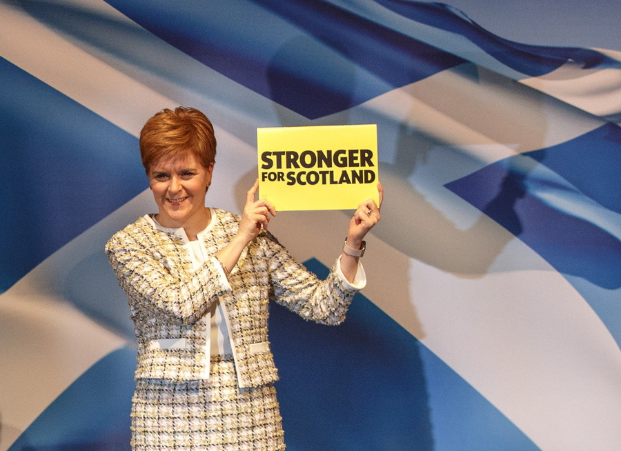 Παραιτείται η πρωθυπουργός της Σκωτίας, Νίκολα Στέρτζον