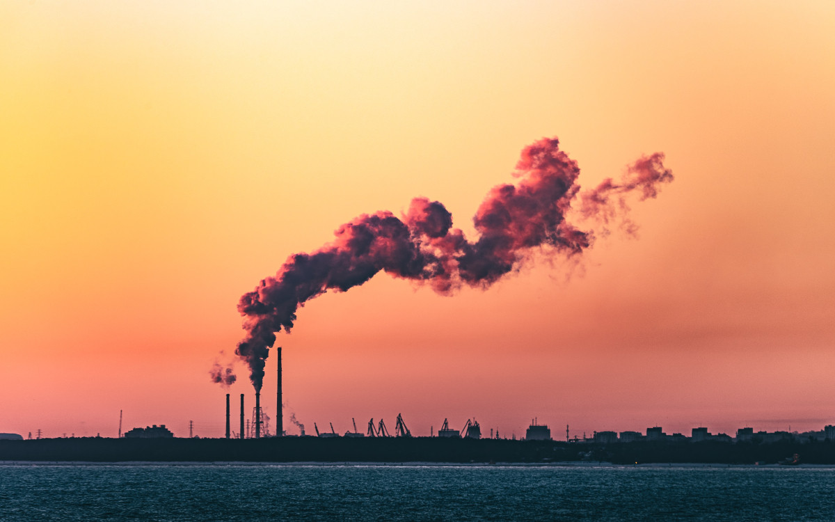 Ρεκόρ το 2022 οι εκπομπές διοξειδίου του άνθρακα που συνδέονται με την ενέργεια