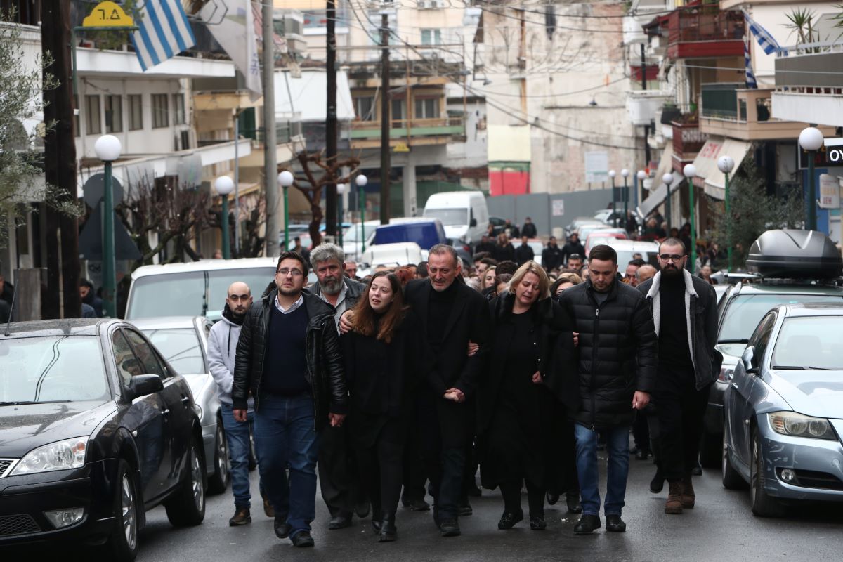 Τραγωδία στα Τέμπη: Τελευταίο «αντίο» σε Γιαννιτσά και Τύρναβο