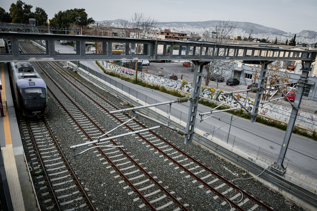 Τα μέτρα που ζητούν οι σιδηροδρομικοί για την ασφαλή επανεκκίνηση των τρένων