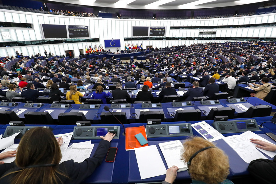Ευρωκοινοβούλιο: Πυρά όλων των ομάδων κατά Κομισιόν για συγκάλυψη υποκλοπών – Μητσοτάκη