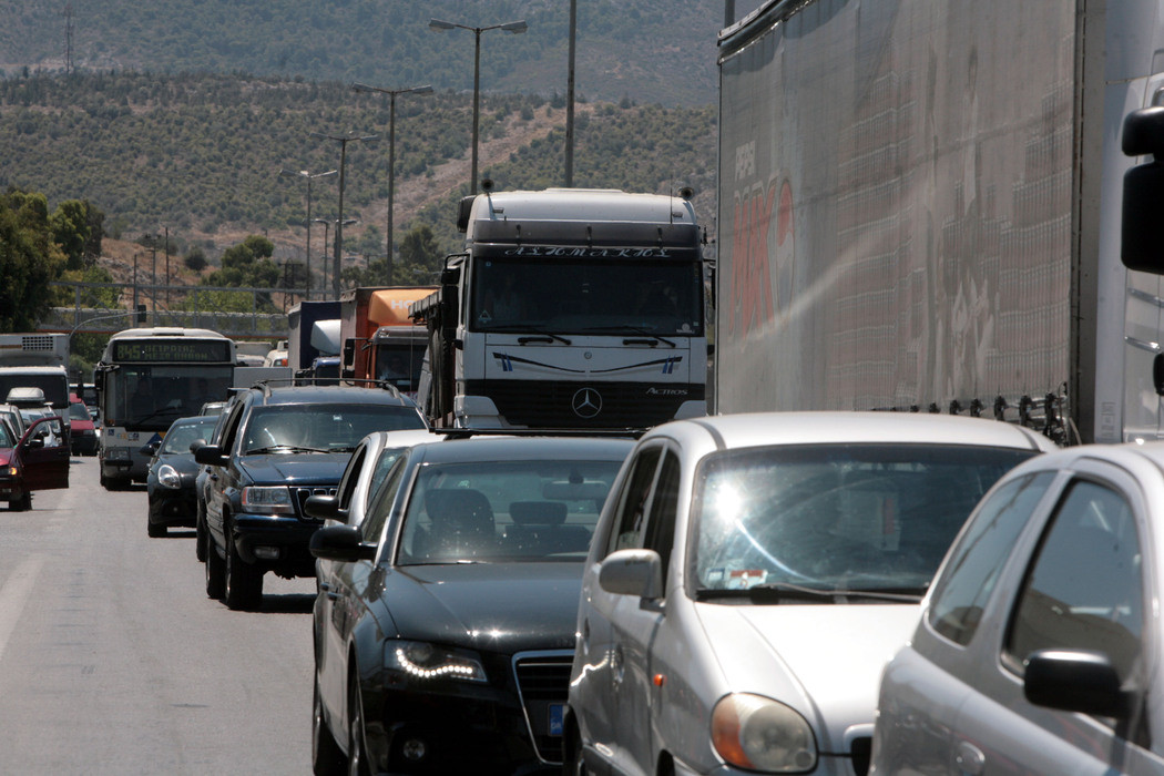 Κίνηση στους δρόμους: Μποτιλιάρισμα λόγω τροχαίου στην Λεωφόρο Αθηνών