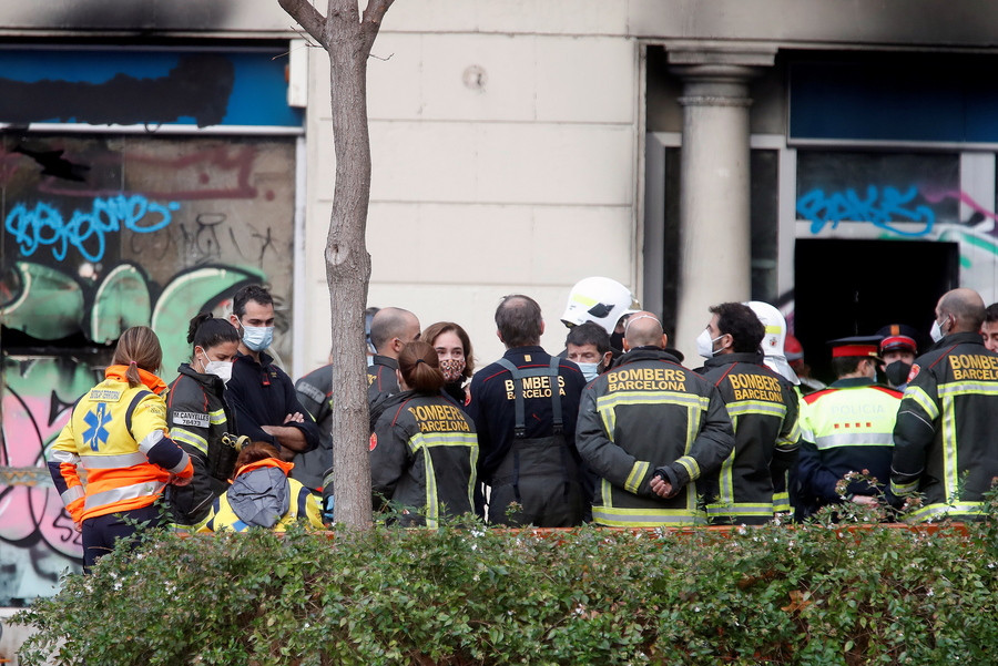 Ισπανία: Φωτιά σε πολυκατοικία στη Βαρκελώνη – Νεκροί τρεις ένοικοι