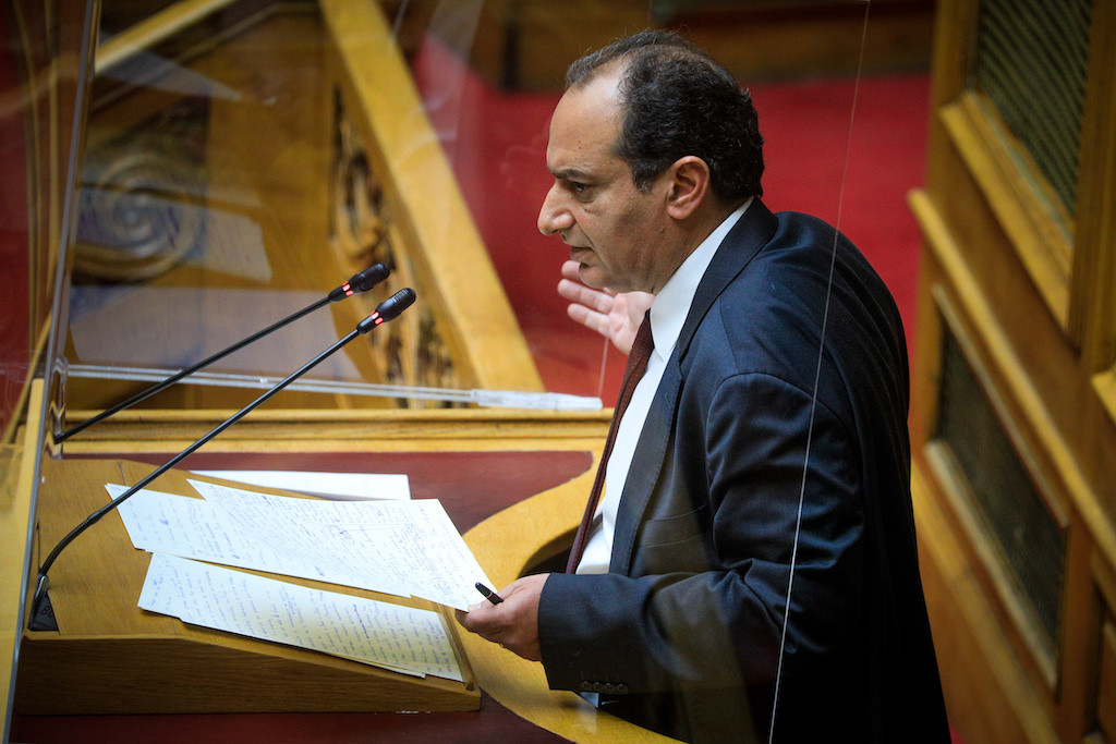 Σπίρτζης: «Η Greek Mafia συνεχίζει τη δράση της και ο κ. Θεοδωρικάκος δεν αναλαμβάνει καμία ευθύνη»