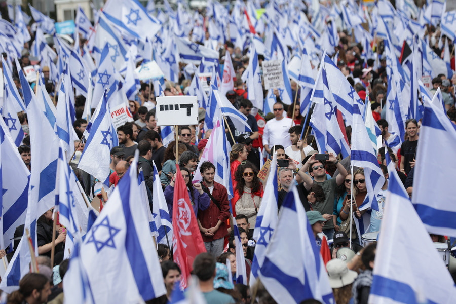 Γιατί η δικαστική μεταρρύθμιση Νετανιάχου «βάζει φωτιά» στο Ισραήλ