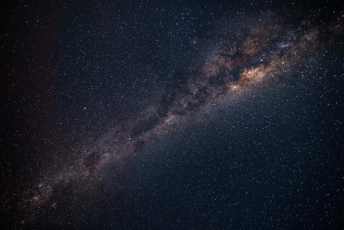 Την ύπαρξη τεσσάρων γαλαξιών από το νεαρό Σύμπαν επιβεβαιώνει το τηλεσκόπιο James Webb