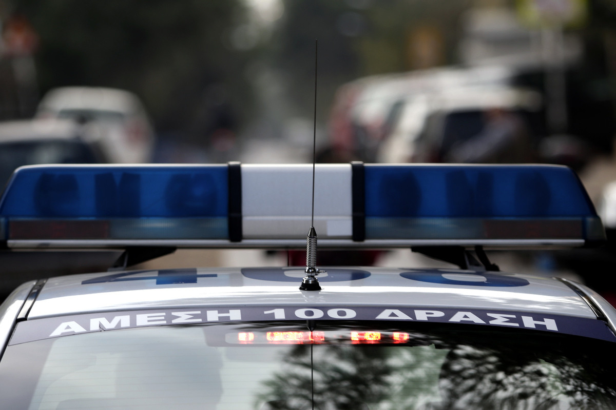 Σύλληψη αστυνομικού για διακίνηση ναρκωτικών με υπηρεσιακό όχημα