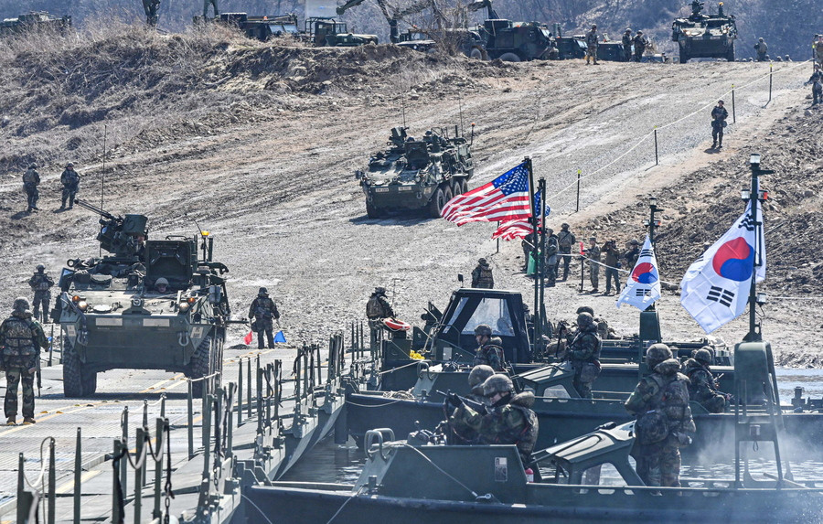 Διαρροή εγγράφων Πενταγώνου: Πώς οι ΗΠΑ πιέζουν ασφυκτικά τη Σεούλ να εξοπλίσει το Κίεβο