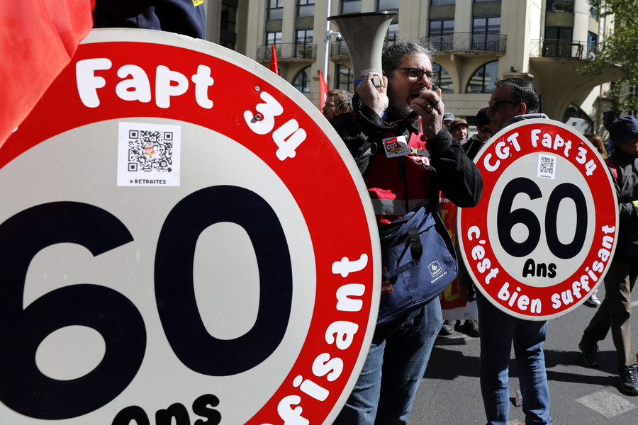 Γαλλία: «Ναι» από το Συνταγματικό Συμβούλιο στο συνταξιοδοτικό – Σε διάλογο καλεί ο Μακρόν τα συνδικάτα