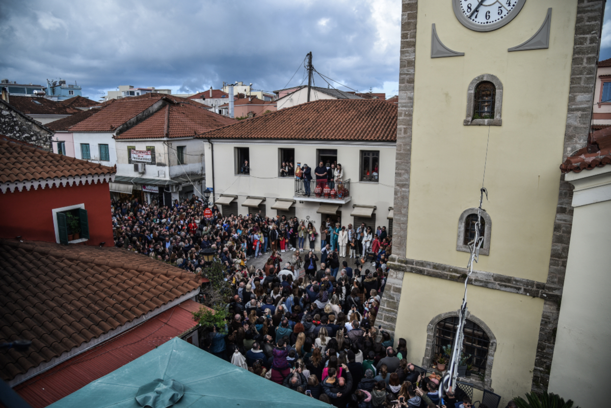 Τα μηνύματα των πολιτικών αρχηγών για την Ανάσταση