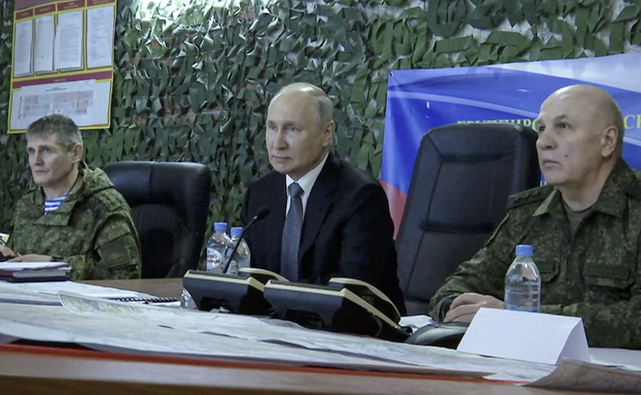 Δεύτερη επίσκεψη Πούτιν στην κατεχόμενη Ουκρανία, υπό άκρα μυστικότητα