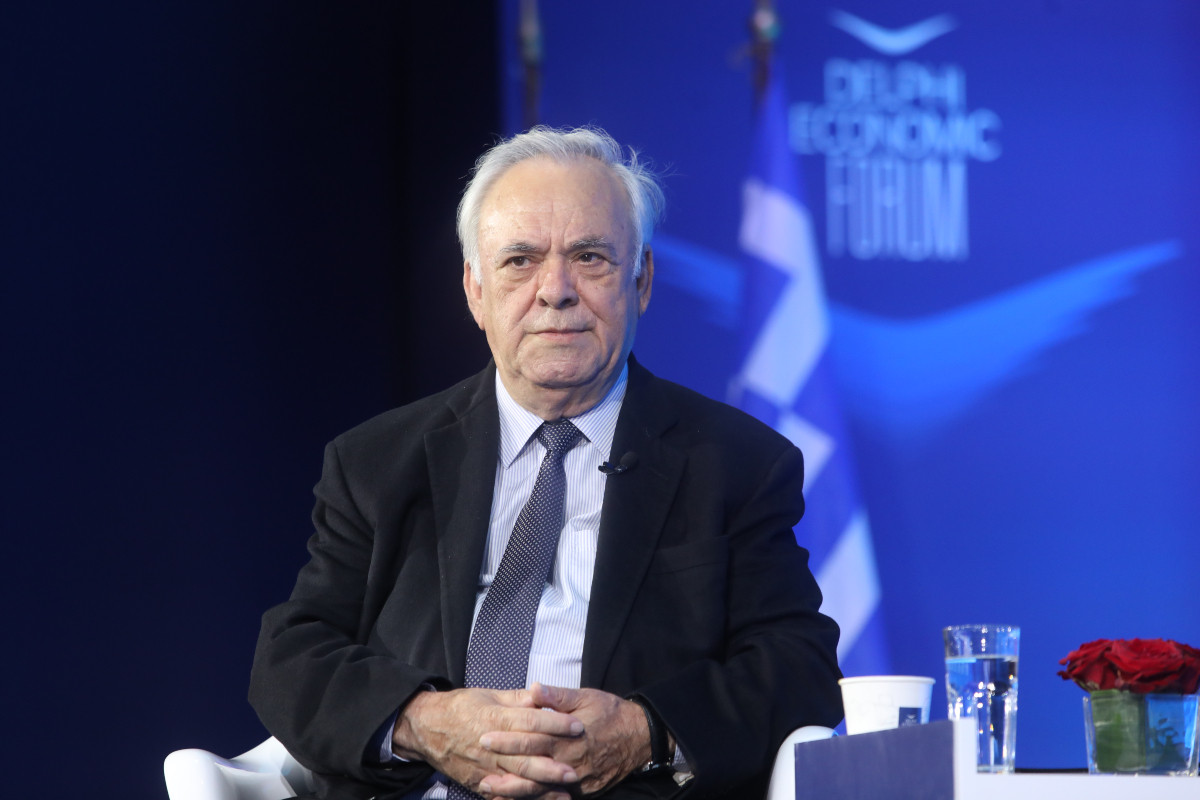 Διευκρινήσεις και από Δραγασάκη για κυβέρνηση συνεργασίας: Απαραίτητη προϋπόθεση η νίκη ΣΥΡΙΖΑ