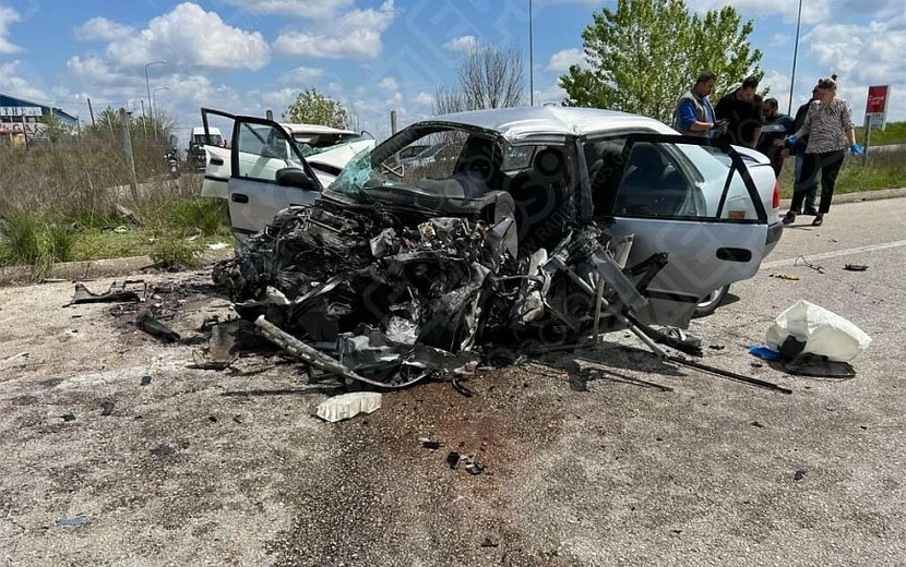 Ορεστιάδα: Τρεις νεκροί μετά από σύγκρουση αυτοκινήτων