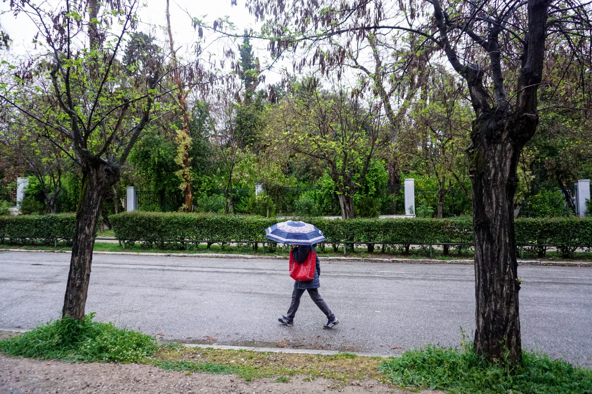 Καιρός: Τοπικές βροχές και καταιγίδες