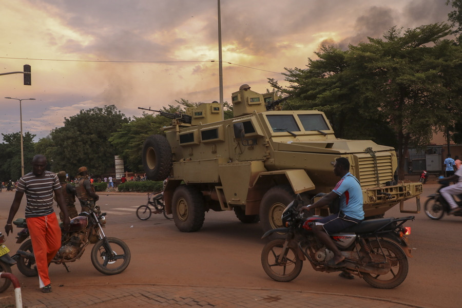 Μπουρκίνα Φάσο: Σφαγή αμάχων – Πάνω από 130 νεκροί