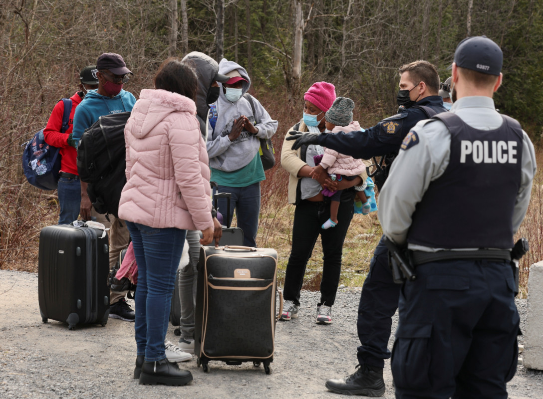 Καναδάς: Πώς μια πολυήμερη απεργία επηρεάζει το μεταναστευτικό