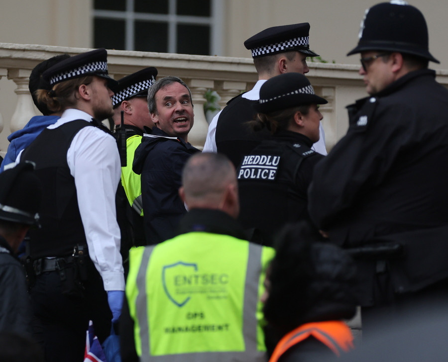 Βρετανία – Στέψη Καρόλου: Σύλληψη του επικεφαλής των αντιμοναρχικών