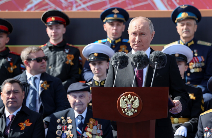 Πούτιν για Ημέρα Νίκης: Εναντίον της πατρίδας μας εξαπολύεται πραγματικός πόλεμος